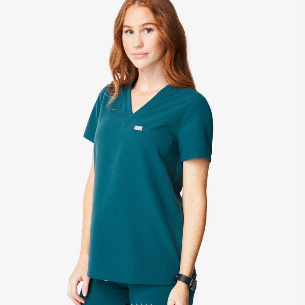 Figs Women's Catarina One-Pocket Scrub Top